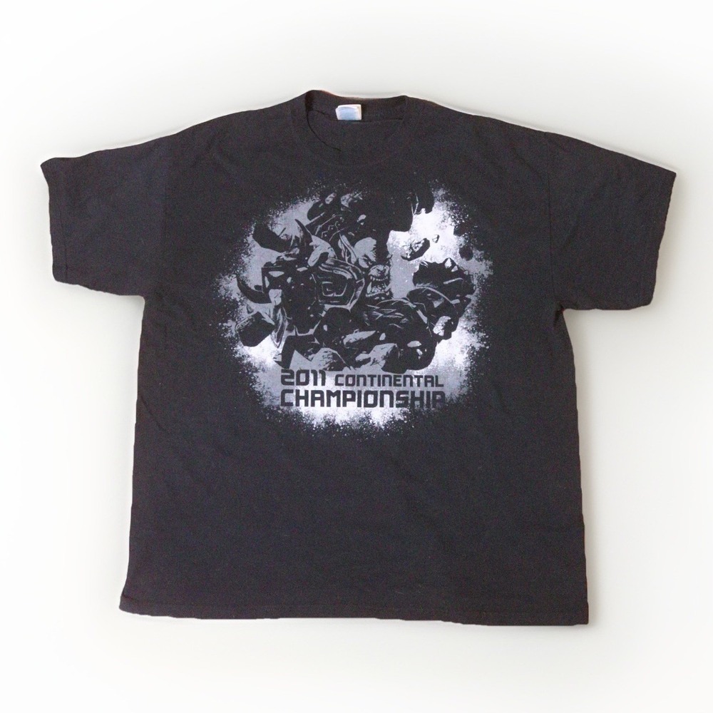 World of Warcraft Trading Card Game 2011 Continental Championship T-Shirt — XL‎